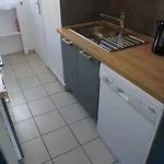 Appartement 3 Bedrooms - Spacious And Friendly - City Center *