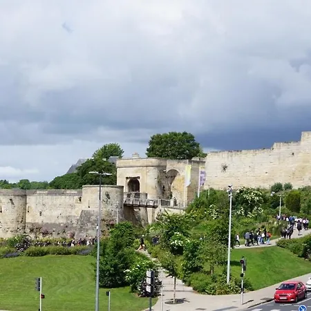 Appartement 3 Bedrooms - Spacious And Friendly - City Center