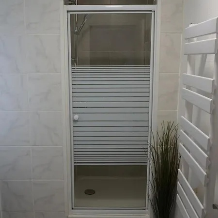 3 Bedrooms - Spacious And Friendly - City Center アパート *