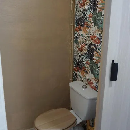 3 Bedrooms - Spacious And Friendly - City Center